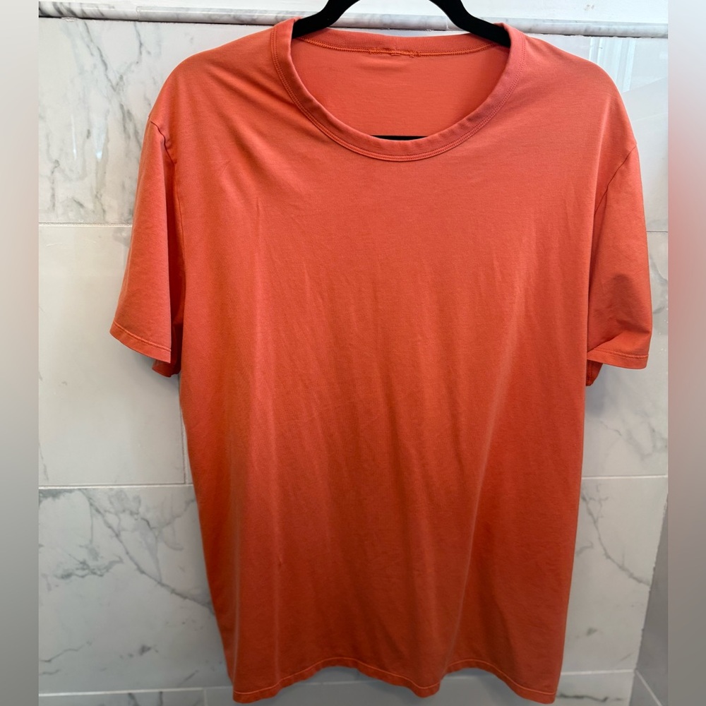 Lululemon 5 year basic T-Shirt
